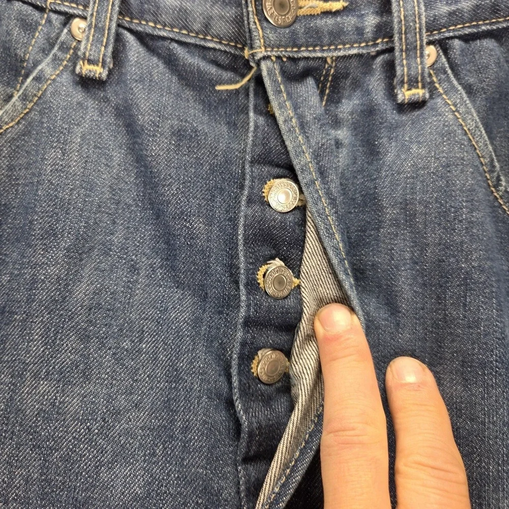 Vintage Levis Engineered Jeans Mens 33x34 Blue Twisted Medium Wash Button Fly